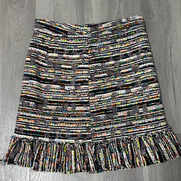 Ann Taylor Dresses & Skirts - Ann Taylor Multicolor Tweed Fringe Raw Hem Skirt Women’s Size 6 Petite
